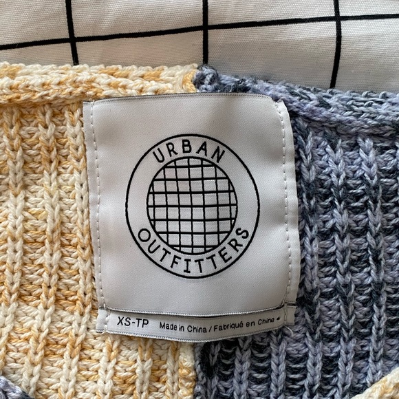Urban Outfitters Colour block knit sweater - Picture 3 of 3